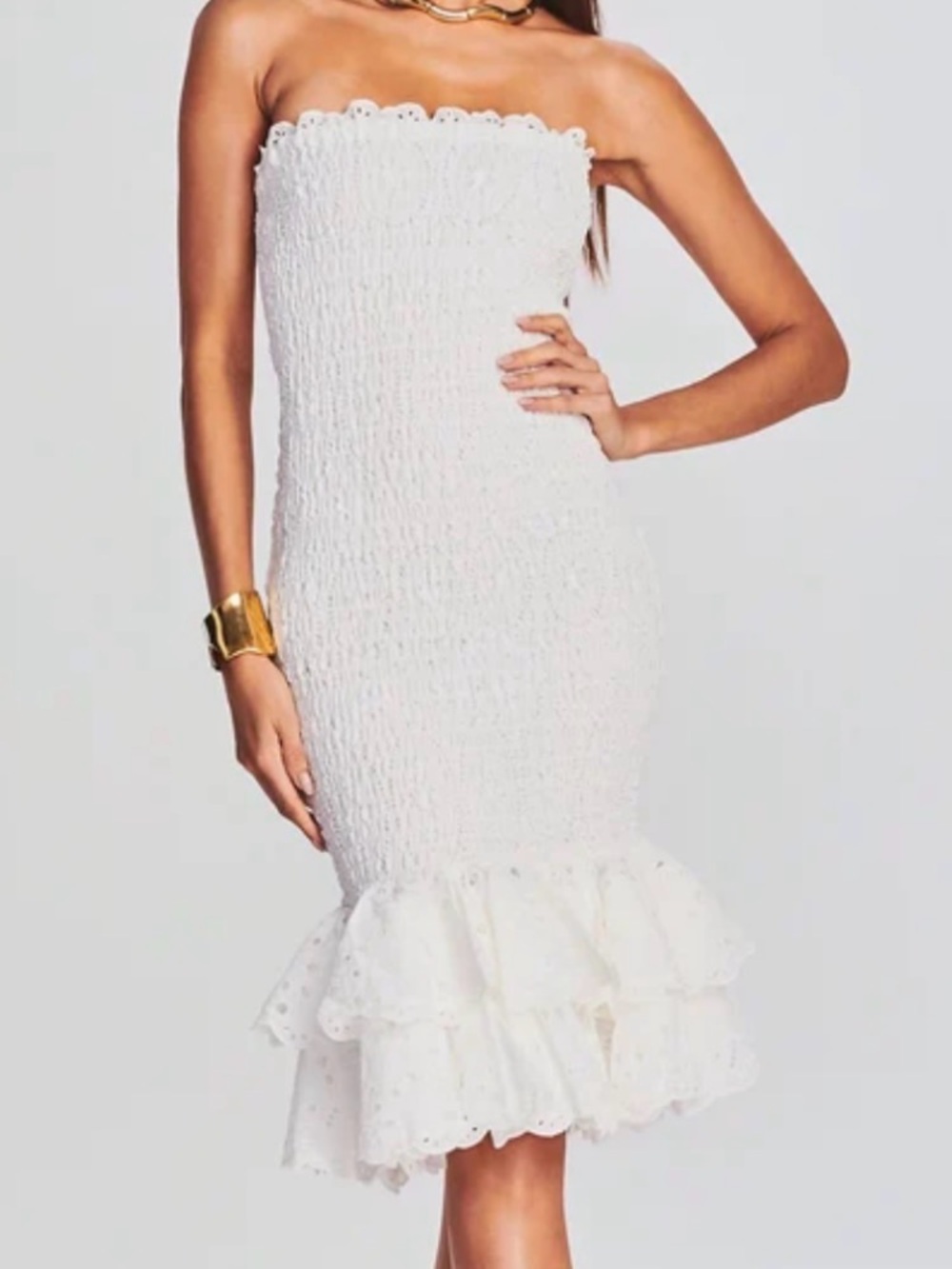 White Ruffled Hem Women’s Sleeveless Tube Dress